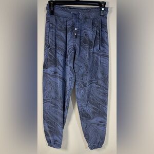 Athleta girls Blue gray Marble Joggers fleece zip pockets pants large 10 12